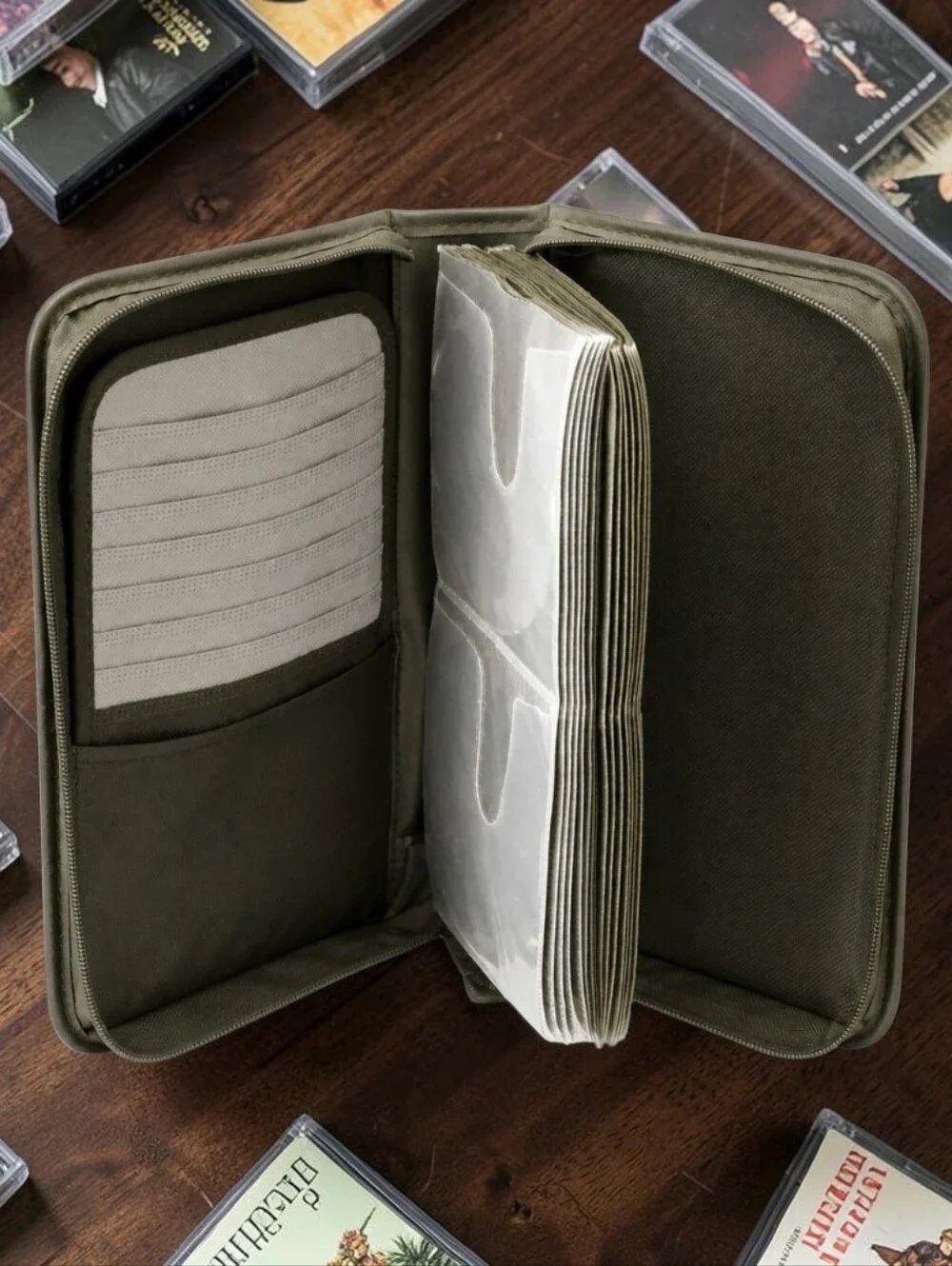 [Holds 72 Count] Nylon Black Zippered CD/DVD Storage Book Travel Transport Case.